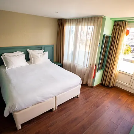 Hotel Breeze