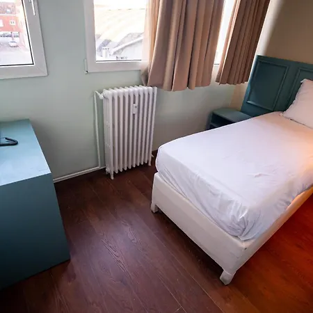 Hotel Breeze 3*