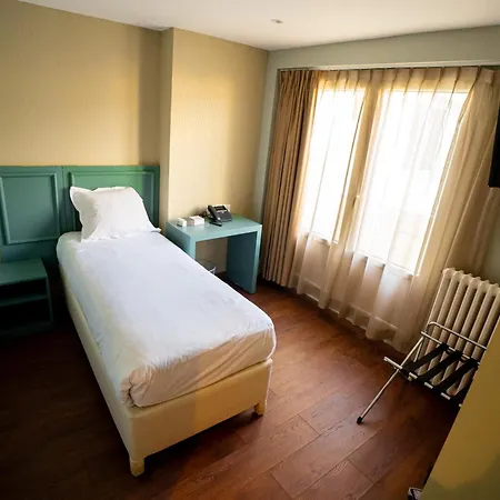 Breeze מלון קאלה