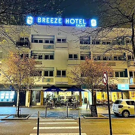 호텔 Breeze 3*